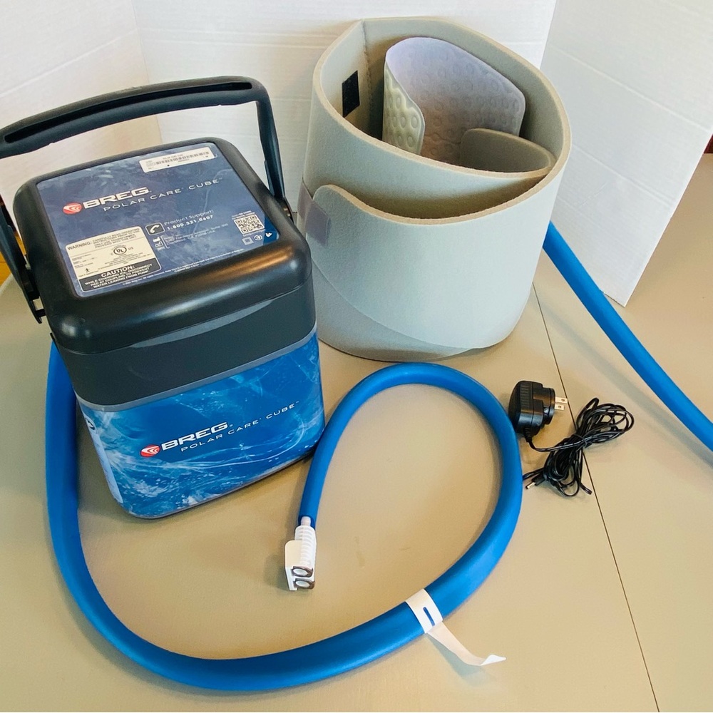 Breg Polar Care Cube with Back Pad Ice Therapy